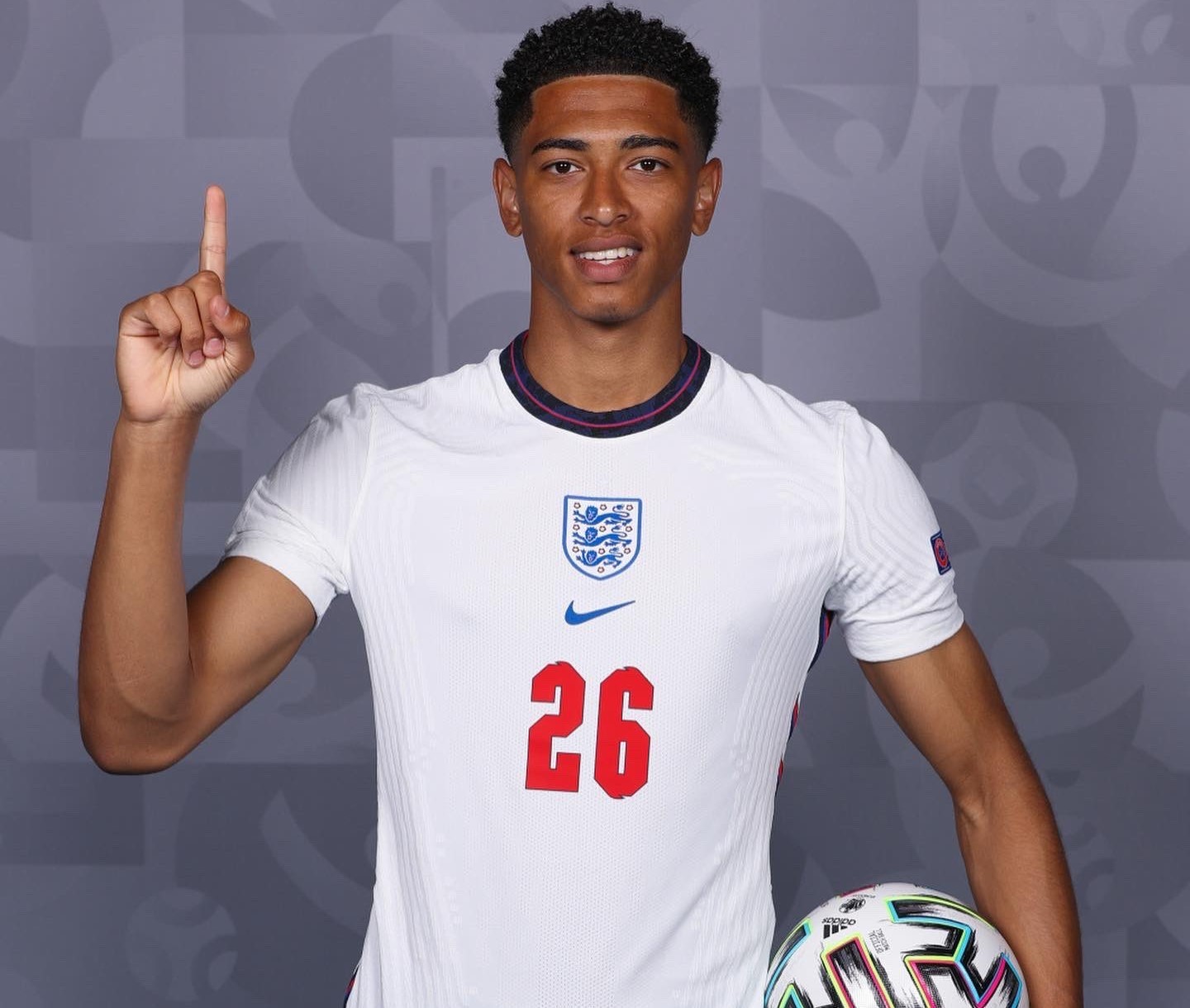 记者：贝拉尔多接近加盟弗拉门戈，租借+可选买断约1000万欧