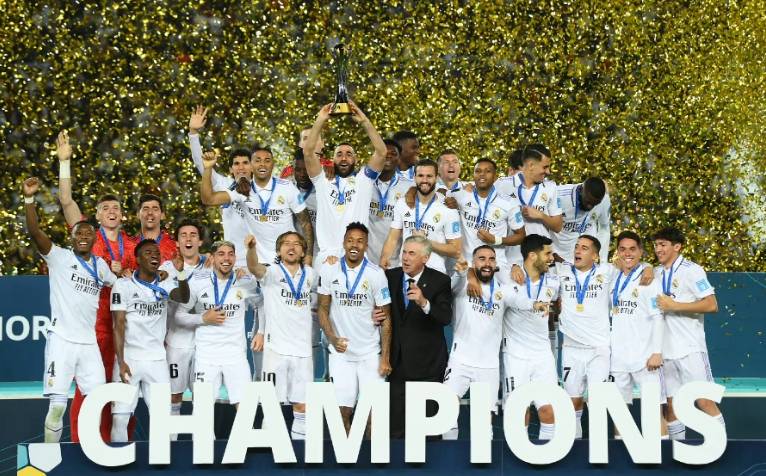 记者：洛佩斯因伤缺席泰山队训练，大概率将缺席赛季收官战