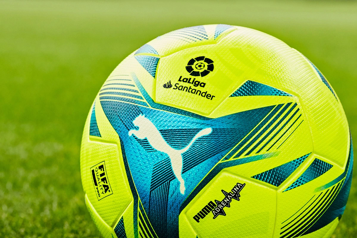 残特奥会举重比赛在东莞石龙开赛，134名运动员参与力量角逐（东莞石龙拉开残特奥会举重赛帷幕，134名选手同台比拼力量）