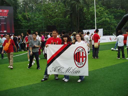 西甲第19轮巴萨主场3-1逆转马竞 奥尔莫进球（西甲第19轮：巴萨主场3-1逆转马竞，奥尔莫破门）