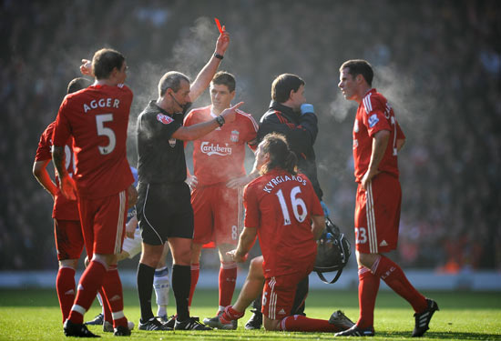 博尼：踢欧冠是我的梦想；今天我们付出了全部，被绝杀很痛苦（博尼：欧冠一直是我的梦想；我们已拼尽全力，遭绝杀令人心碎）