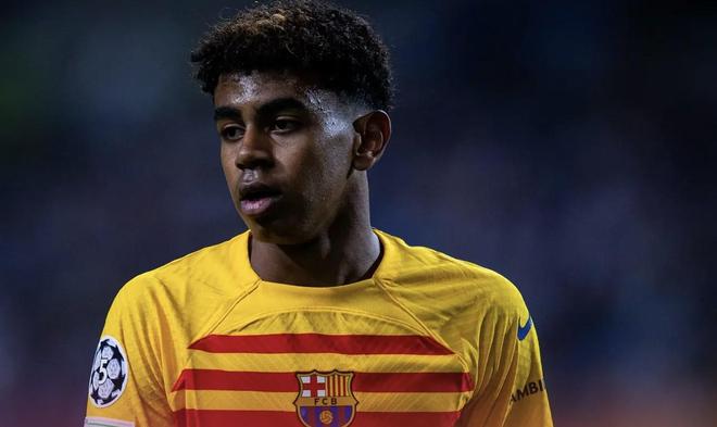 阿隆索暴怒！弗兰-加西亚一分钟两黄染红