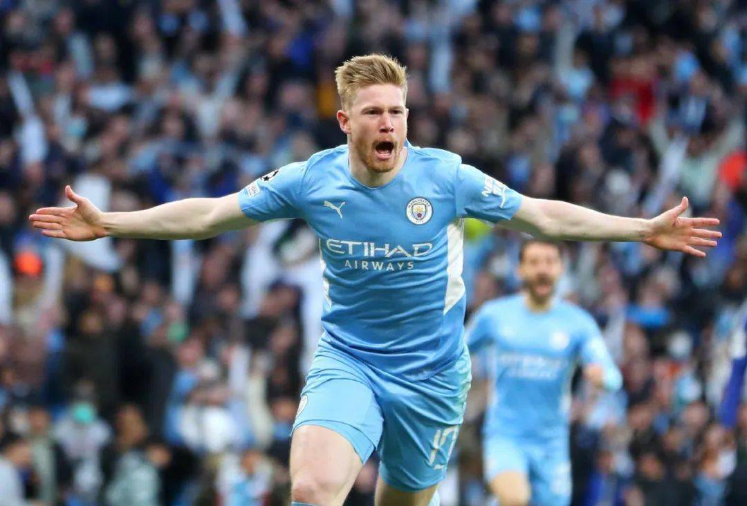 大力神杯已经抵达华盛顿！北京时间6日凌晨正式抽签