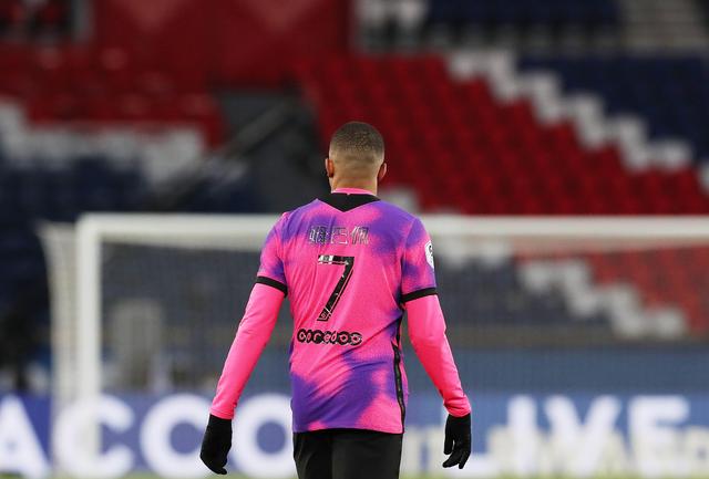 马卡：拉波尔塔愿尝试所有方式签小蜘蛛；马竞想与他涨薪续约（马卡报：拉波尔塔愿尽全力引进小蜘蛛，马竞欲与其加薪续约）