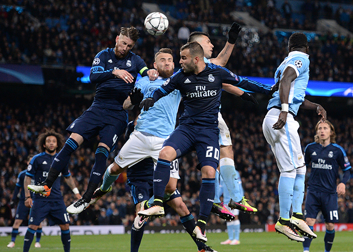 英超前瞻：曼城各项赛事遭遇两连败，利兹联客场表现挣扎（英超前瞻：曼城陷两连败低潮，利兹联客场持续低迷）