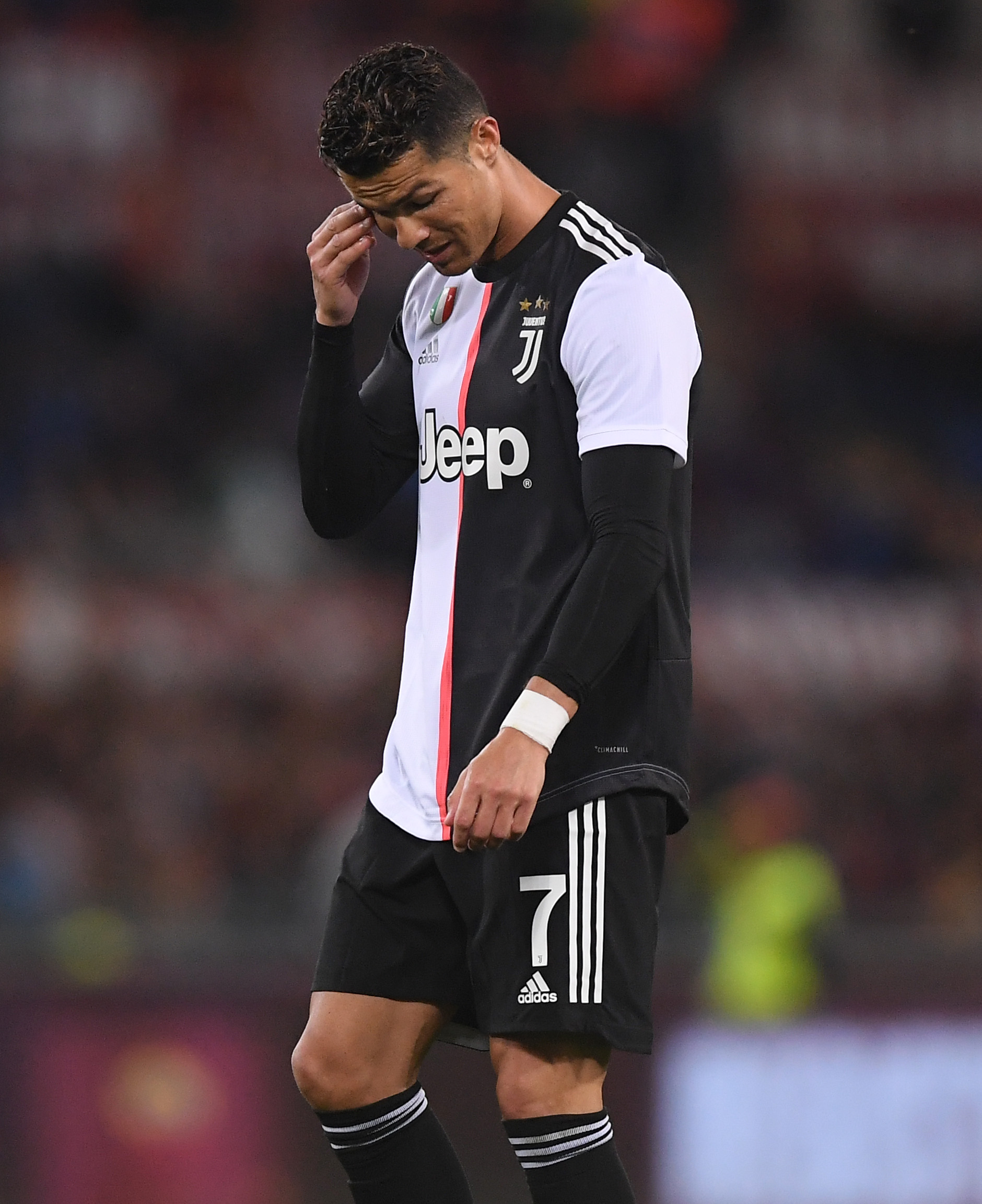 队报评法国vs阿塞拜疆：古斯托最佳，多人7分（《队报》评法阿之战：古斯托当选最佳，多人获评7分）