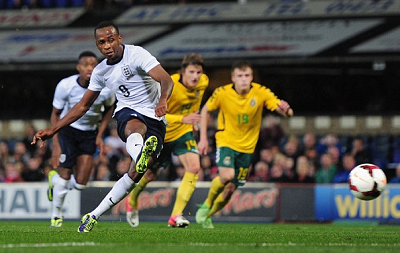 自2020年以来拜仁从英超引进7名球员，此前只引进过4名球员（拜仁自2020年起已从英超签下7将，此前总计仅4将）